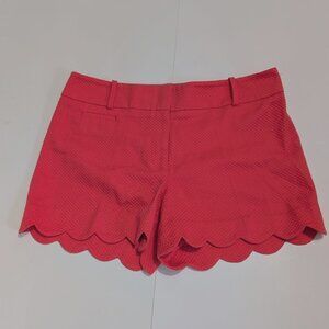 Ann Taylor Loft, The Riviera Short, Pink with scalloped edge, size 6